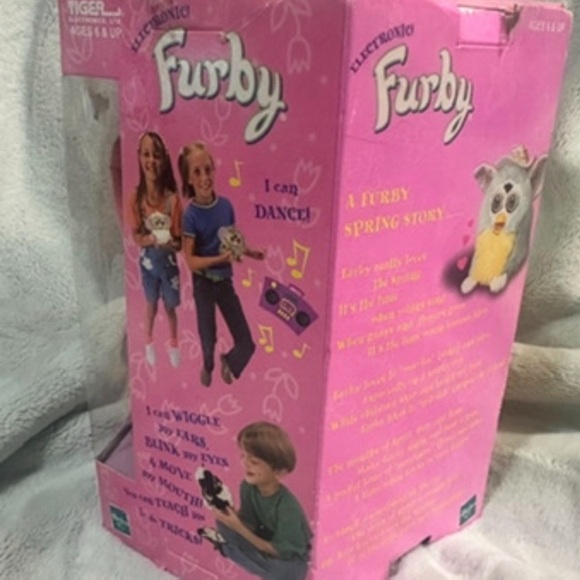 1999 Furby Special Limited Edition Spring Pastel Interactive Toy NOS Collectible - Picture 3 of 4